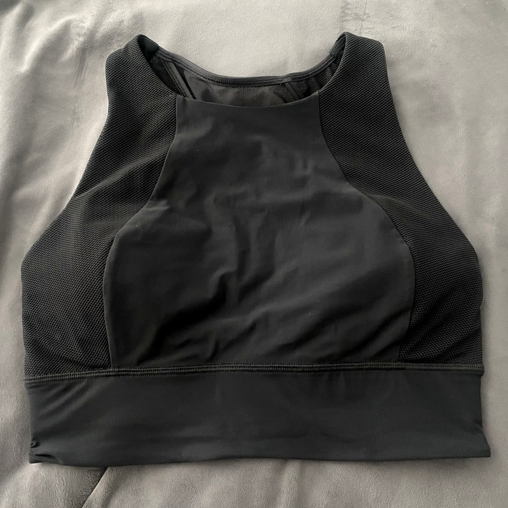 Lululemon Charcoal Gray Mesh Asymmetrical back Sprite bra EUC